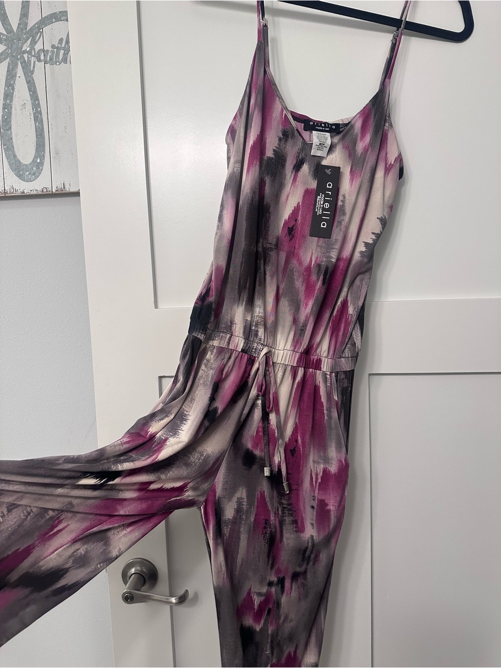 Ariella Pink & Gray Printed Sleeveless Jumpsuit with pockets!!